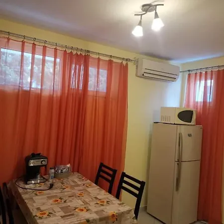 Apartment Rali Apartman *