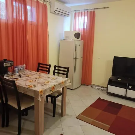 Lägenhet Rali Apartman Ravda