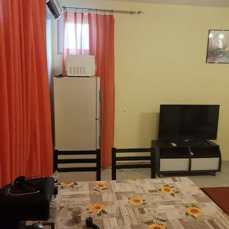 Lägenhet Rali Apartman *